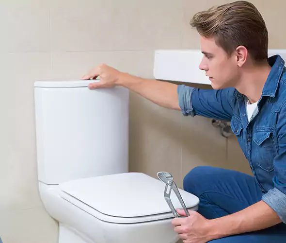 Expert Plumber for Toilet Replacement in Strongsville, OH: Schedule Affordable Toilet Replacement Services with Us