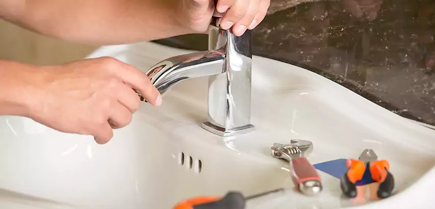 Bathtub Faucet Replacement in Strongsville